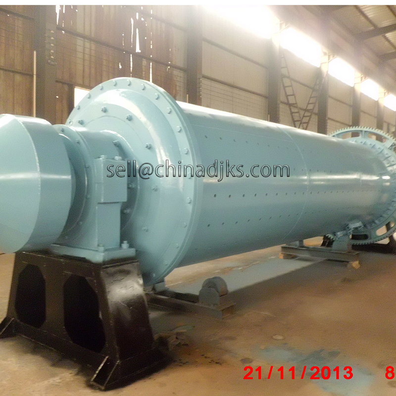 Mesin 25t / H Coal Ball Mill 500 Kw Untuk Pabrik Penggilingan Bahan Bakar Padat