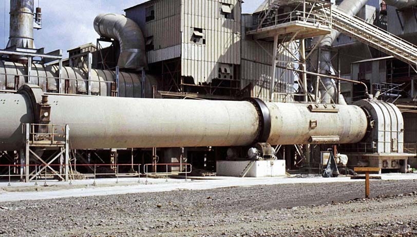 Bahan Reaksi Rotary Oven Type Incinerator 5-45t/h Kapasitas