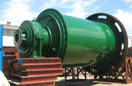 Rotary Ball Mill untuk penggilingan industri jenis kering dan basah