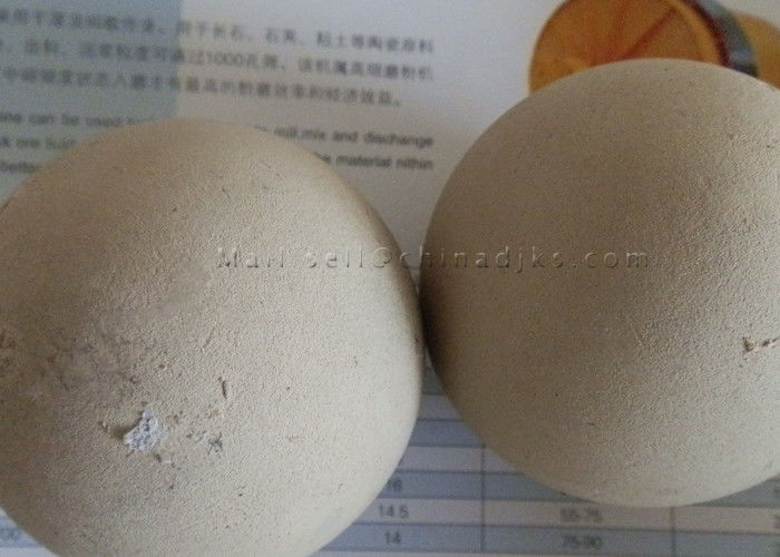 3.9 G / Cm3 99% Alpha Alumina Bola Alumina Tinggi Untuk Ball Mill