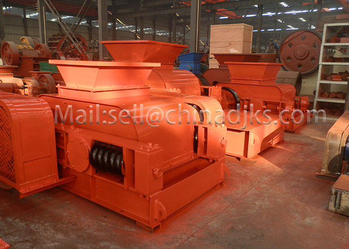 0.3mm Output Double Tooth Roller Crusher 30t / H Untuk Penghancuran Bijih Kasar