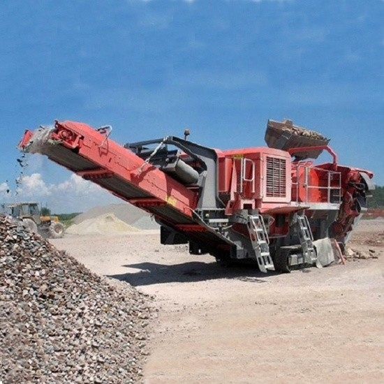 Crawler Type Mobile Jaw Crusher Plant Wheel Dipasang Untuk Penambangan